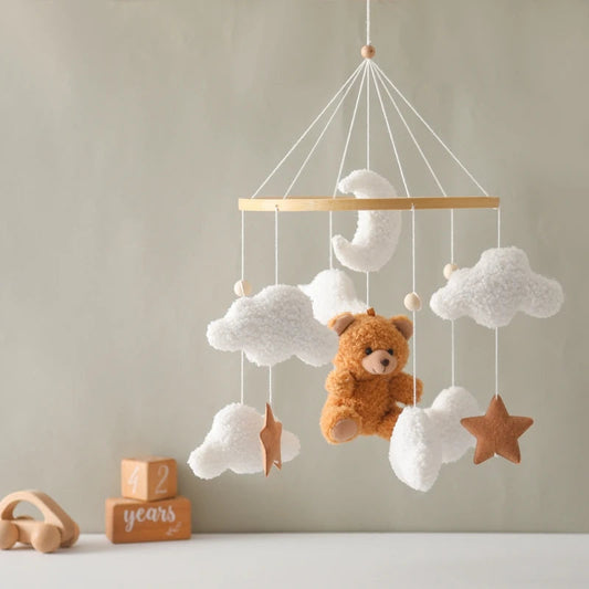 Découvrez le Mobile de Lit Bébé Peluche Nounours et Nuages : Un Cadeau de Naissance Idéal pour une Décoration de Chambre Bébé Parfaite