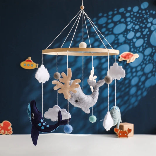 Mobile de lit bébé : une décoration apaisante pour la chambre de votre enfant