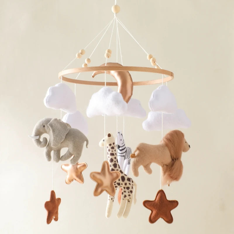 Mobile de Lit Bébé Savane : Le Cadeau de Naissance Idéal pour une Décoration de Chambre Bébé Enchantée