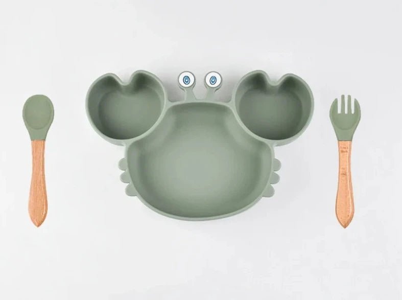 Set de Repas personnalisé Assiette et couverts en forme de Crabe - Vert- Le monde des pitchounes